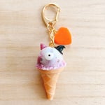 [ハロウィン作品特別販売11/14まで]ねこのアイスキーホルダー ミックスベリー味