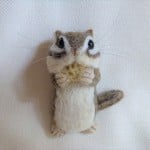 mamenokoma様オーダー品　シマリスブローチ　