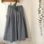 コットンリネン千鳥格子のタックスカート