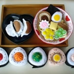 「p」様オーダー品　「具が外せる＊おにぎり」「フェルトのラーメン、餃子」　フェルトままごと