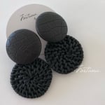 レザーカボション ラタン ピアス 