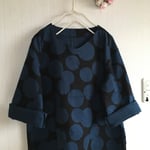 ダブルガーゼの肩落ちVネックプルオーバー