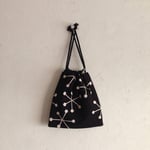 きんちゃく     hexagon black
