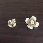 大花小花ビジューアシメ