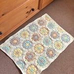 【送料無料】レトロでカラフルなモチーフマット yellow flower