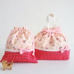 キラキラさくらんぼ☆持ち手付きお弁当袋とミニ巾着セット/桜色ピンク