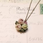 布花　小さな薔薇ボールネックレス（ピンク）
