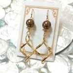 ひねりチャーム ハンドメイドピアス イヤリング