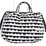 ▼New▼きんちゃくbag■北欧テイスト/半円ボーダー柄（アイボリー×ブラック） 
