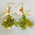 クリスマスのピアス
