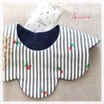 【再販】しましまチェリースタイ✴︎リバーシブル✴︎クリスマス