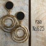 ブラックレザー×うず巻きチャームピアス(イヤリング)