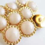 ■NEW■18mm■8個入■ ヴィンテージ  パールベージュ　フリル2　 [1650-18] アクセサリーに!!