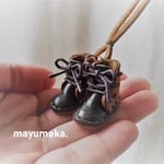 ＊お出かけ＊革のミニショートブーツネックレス＊茶色×カーキ＊
