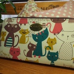 おすまし猫②柄長財布（カードP１２枚）