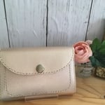 革のミニ財布＊ドット型押しピンクゴールド