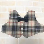 ベージュタータンチェックのフォーマルベスト風スタイ/ビブ☆　出産祝い　誕生日　お出かけ　結婚式