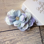 【秋のSALE】紫陽花の花びらのバレッタ■シンプルデザイン　グレイラベンダー