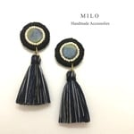 ☆1点もの☆マーブルパーツのビーズ刺繍とブルーMIXタッセルのピアス/イヤリング
