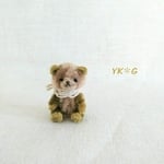YK✽G　クリクリお目々のクマさん