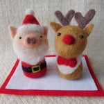 クリスマス飾り　ぶたちゃんサンタとトナカイ
