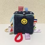 優しいカシャカシャ★布おもちゃ★サイコロボール