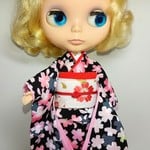 ブライス 着物 リカちゃん 着物 振袖 黒 桜
