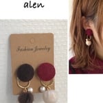 2way 冬のカボションとコットンパールとファーボールピアス、イヤリング