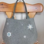 ＊送料無料＊SNOW刺繍のウールトート（ちょっとおおきめ）