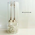 ★NEW★ パールに乗った猫さん ＝ Puss on Pearl ＝ 揺れるピアス