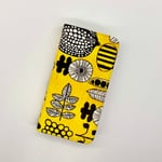 【送料無料】手帳型iPhoneケース　北欧風　花