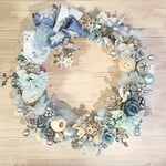 クリスマスリース（25cm）＊フローズンブルー・ティアラ＊フラワーリース 