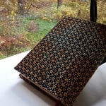 刺し子ブックカバー　　晩秋　（藍染の布　刺子）文庫本用　　花刺し