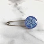 京都オパールの雪の結晶 ラベンダーブルー ストールピン