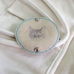 革で作った猫顔持ち手カバー  エコバッグ用(水色)