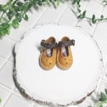 ミニチュア ドットのストラップシューズ（山吹色×チョコ）