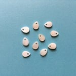 小さなしずく型のシェルビーズ（10個）