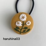 刺繍・くるみボタン ヘアゴム