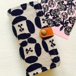 本革&ミナペルホネン◎手帳型iPhoneケース◎Dear ディア