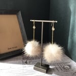 ✳︎キラキラ♡スワロフスキーとミンクファーのチェーンピアス・ベージュ✳︎