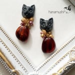 黒猫とべっ甲のピアス/イヤリング