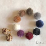 ファーのまんまるピアス