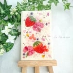 2019年 スケジュール帳 ■押し花と押しフルーツ🍓
