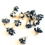 「#3176」 秋冬 フラワー タッセル (白黒) ✴︎8個セット フラワー 花 タッセル チャーム