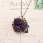 布花　紫のバラのネックレスブローチ