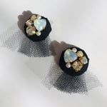 ビジューもりもりピアス