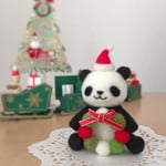 クリスマスリースとパンダちゃん