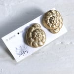【イヤリング】ゴールドシェルイヤリング