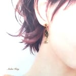 ◯送料無料◯シャネルストーンと揺れるパールのピアス／イヤリング・ブラックダイヤ