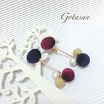アシンメトリー ネイビーとボルドーのイヤリング／ピアス